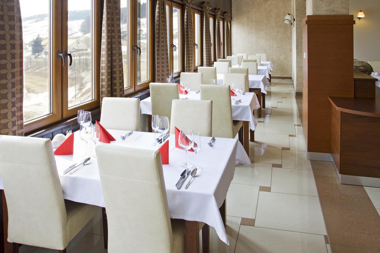 Hotel Zieleniec Zieleniec  Ngoại thất bức ảnh