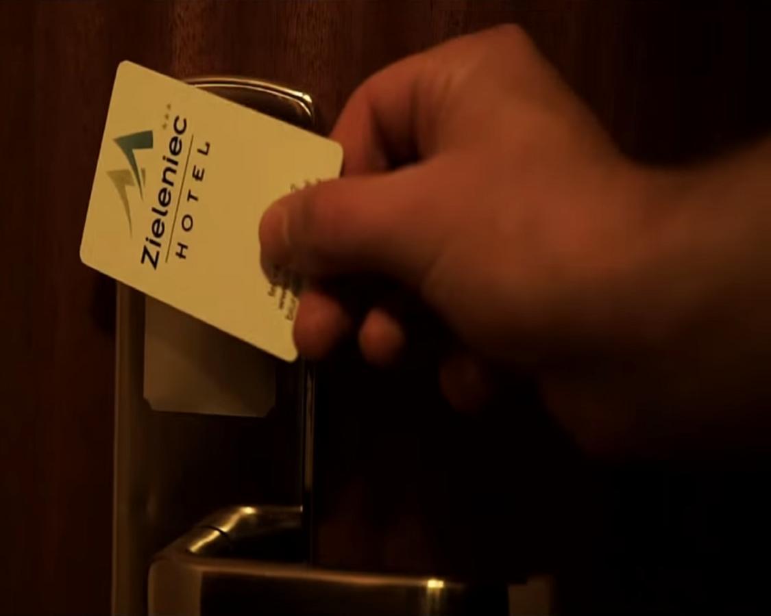 Hotel Zieleniec Zieleniec  Ngoại thất bức ảnh